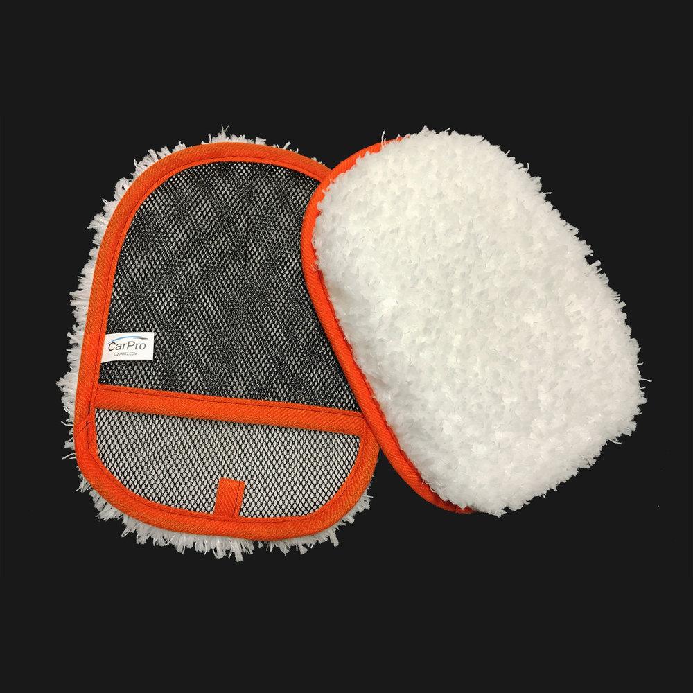 CARPRO Super Soft Microfiber Wash Mitt (Single Mitt) - Image 2