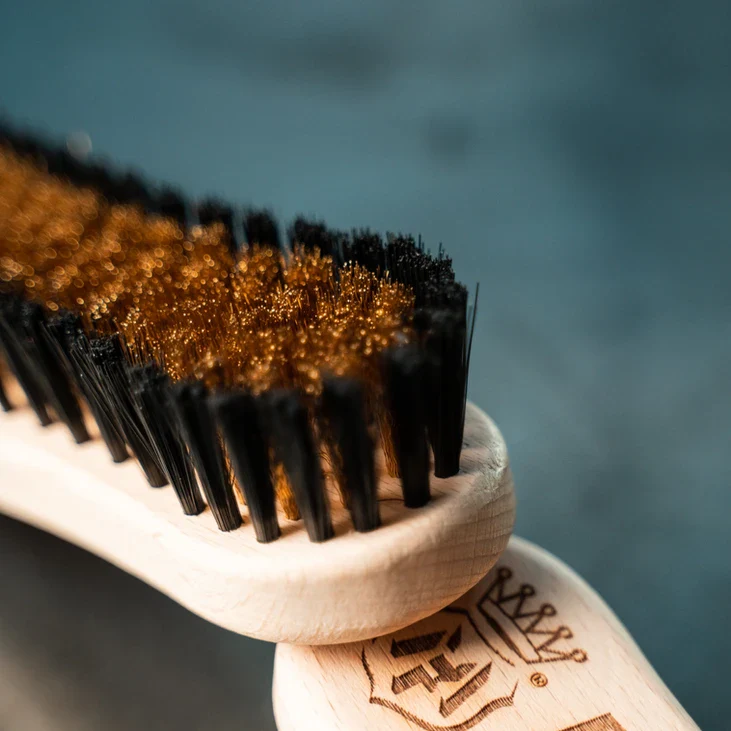 Labocosmetica 2pH Fabric Seat Brush - Image 2